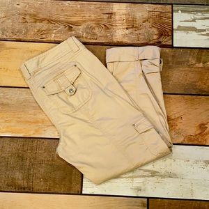 White House Black Market crop pants